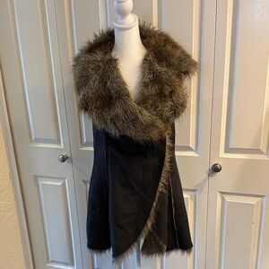 Women's Faux Fur Trim Black Ves